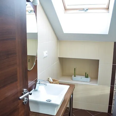 Garni Stofing 3* Hlohovec