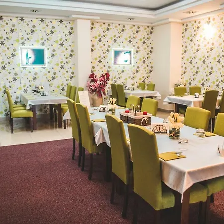 Garni Stofing Otel Hlohovec