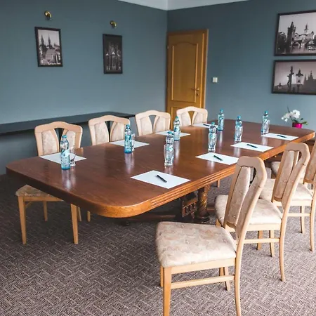 Garni Stofing Hotel